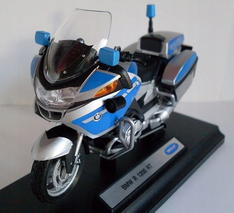 BMW R1200 RT Policja Polizei 1:18 Welly metalowy BMW R1200 RT Policja Polizei 1:18 Welly metalowy