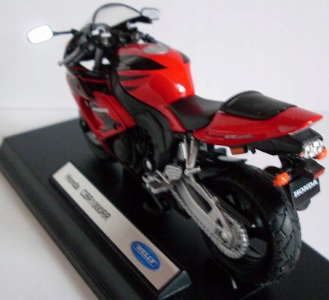 HONDA CBR 1000RR motocykl 1:18 Welly metalowy HONDA CBR 1000RR motocykl 1:18 Welly metalowy