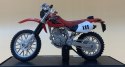 HONDA XR400R model na podstawce 1:18 Maisto