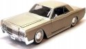 Lincoln Continental 1:26 32531 Maisto Design