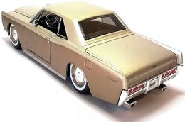 Lincoln Continental 1:26 32531 Maisto Design