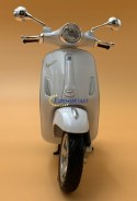 Piaggio Vespa Primavera 150 skuter 1:12 Maisto