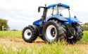 Traktor New Holland T8 z pługiem zdalnie sterowany