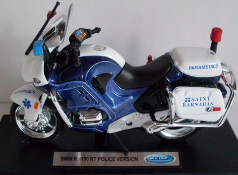 BMW R1100 RT ratownik medyczny 1:18 Welly metalowy BMW R1100 RT ratownik medyczny 1:18 Welly metalowy