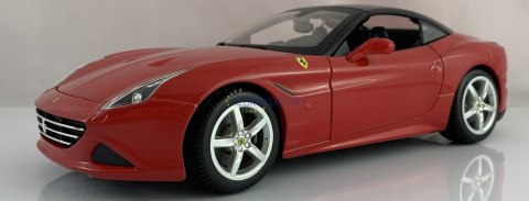 FERRARI California T duży model 1:18 Bburago 16003 FERRARI California T duży model 1:18 Bburago 16003
