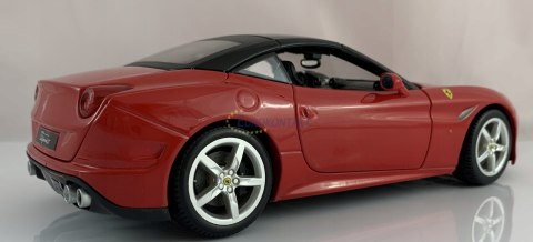 FERRARI California T duży model 1:18 Bburago 16003 FERRARI California T duży model 1:18 Bburago 16003