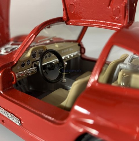 Mercedes 300 SL 1954 Gullwing 1:24 Bburago 22023 Mercedes 300 SL 1954 Gullwing 1:24 Bburago 22023