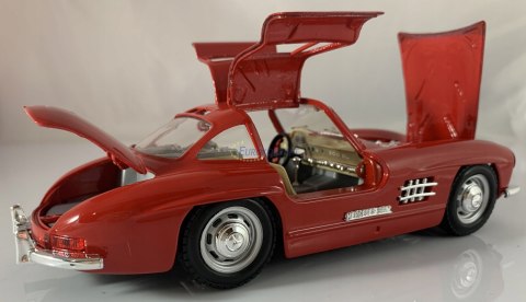 Mercedes 300 SL 1954 Gullwing 1:24 Bburago 22023 Mercedes 300 SL 1954 Gullwing 1:24 Bburago 22023