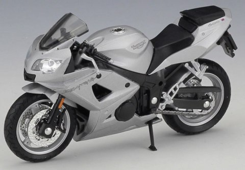 TRIUMPH Daytona 600 motocykl 1:18 Welly metalowy TRIUMPH Daytona 600 motocykl 1:18 Welly metalowy
