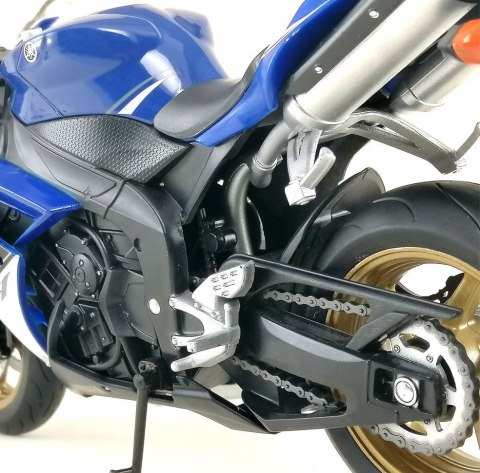 YAMAHA YZF R1 motocykl model 1:10 Welly 62802 YAMAHA YZF R1 motocykl model 1:10 Welly 62802