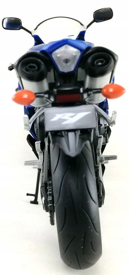 YAMAHA YZF R1 motocykl model 1:10 Welly 62802 YAMAHA YZF R1 motocykl model 1:10 Welly 62802
