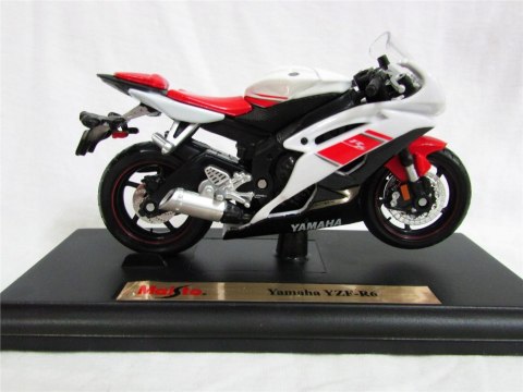 YAMAHA YZF-R6 motocykl model 1:18 Maisto YAMAHA YZF-R6 motocykl model 1:18 Maisto