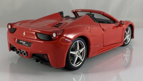 FERRARI 458 Spider czerwony model Bburago 26017 FERRARI 458 Spider czerwony model Bburago 26017