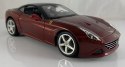 FERRARI California T bordowy model Bburago 26002
