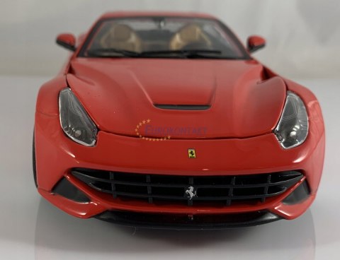 FERRARI F 12 Berlinetta red model Bburago 26007 FERRARI F 12 Berlinetta red model Bburago 26007