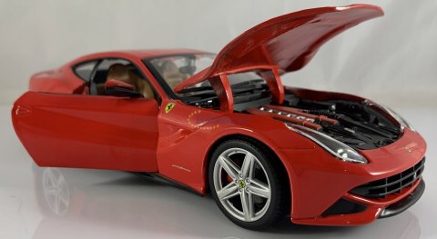 FERRARI F 12 Berlinetta red model Bburago 26007 FERRARI F 12 Berlinetta red model Bburago 26007