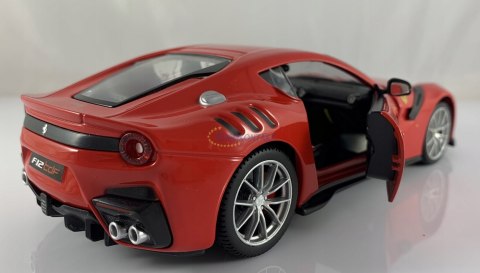 FERRARI F12 TDF czerwony model Bburago 26021 FERRARI F12 TDF czerwony model Bburago 26021