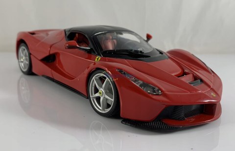 FERRARI LaFerrari F70 red model Bburago 26001 FERRARI LaFerrari F70 red model Bburago 26001