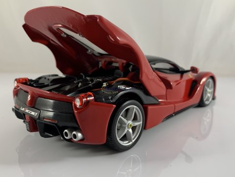 FERRARI LaFerrari F70 red model Bburago 26001 FERRARI LaFerrari F70 red model Bburago 26001