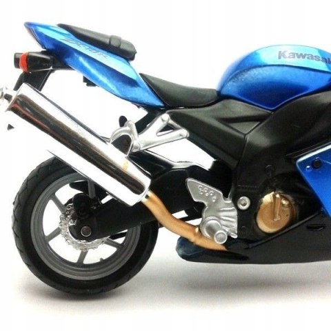 KAWASAKI Ninja ZX-10R motocykl model 1:18 Bburago KAWASAKI Ninja ZX-10R motocykl model 1:18 Bburago