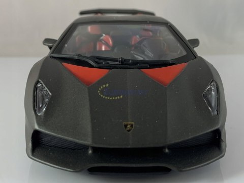 Lamborghini Sesto Elemento grey 1:24 Bburago 21061 Lamborghini Sesto Elemento grey 1:24 Bburago 21061