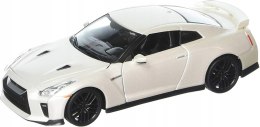 Nissan GT-R 2017 biały 1:24 model Bburago 21082