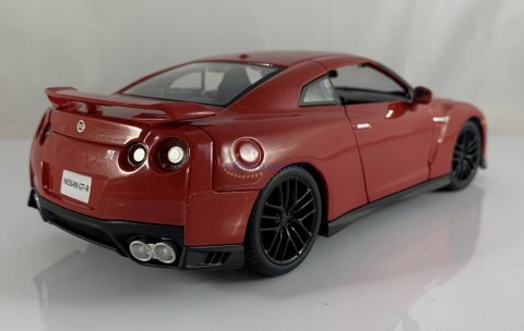 Nissan GT-R 2017 red 1:24 model Bburago 21082 Nissan GT-R 2017 red 1:24 model Bburago 21082
