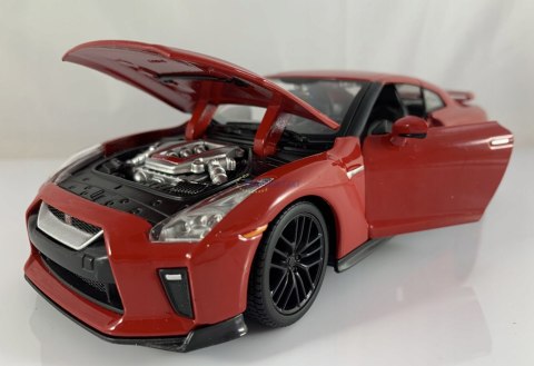 Nissan GT-R 2017 red 1:24 model Bburago 21082 Nissan GT-R 2017 red 1:24 model Bburago 21082