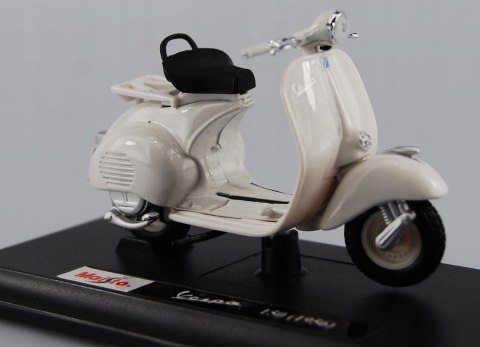 Piaggio Vespa 150 1956 skuter 1:18 model Maisto Piaggio Vespa 150 1956 skuter 1:18 model Maisto