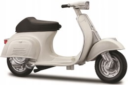 Piaggio Vespa 50 Special skuter model 1:18 Maisto