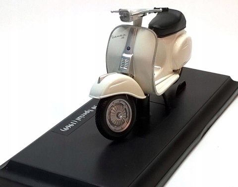 Piaggio Vespa 50 Special skuter model 1:18 Maisto Piaggio Vespa 50 Special skuter model 1:18 Maisto