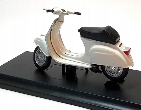 Piaggio Vespa 50 Special skuter model 1:18 Maisto Piaggio Vespa 50 Special skuter model 1:18 Maisto