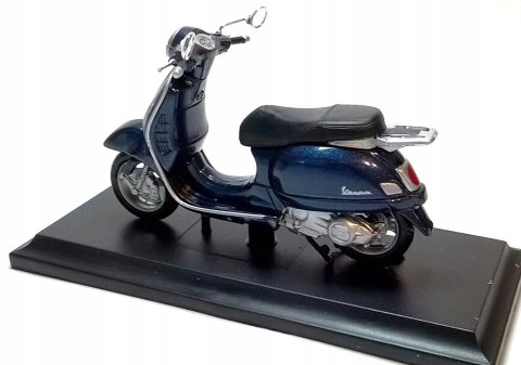 Piaggio Vespa Granturismo skuter 1:18 model Maisto Piaggio Vespa Granturismo skuter 1:18 model Maisto