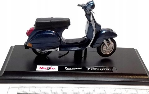 Piaggio Vespa P150X 1978 skuter model 1:18 Maisto Piaggio Vespa P150X 1978 skuter model 1:18 Maisto