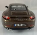 Porsche 911 Carrera S 1:24 brązowy Bburago 21065