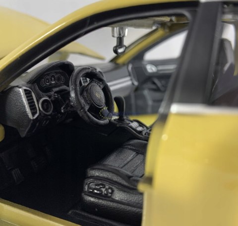 Porsche Cayenne Turbo yellow 1:24 Bburago 21056 Porsche Cayenne Turbo yellow 1:24 Bburago 21056