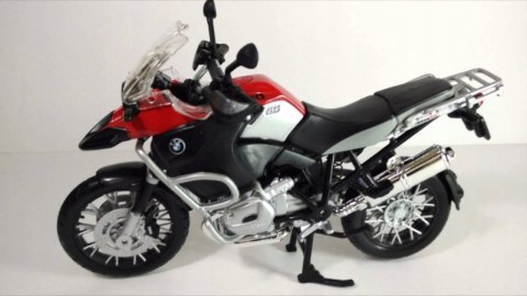 BMW R 1200 GS motocykl model 1:12 Maisto 68204 BMW R 1200 GS motocykl model 1:12 Maisto 68204