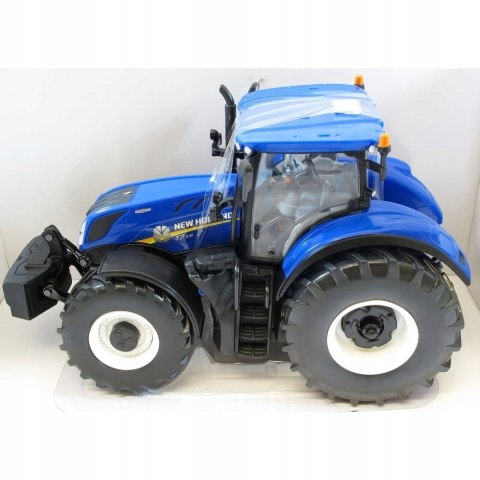 Traktor New Holland T7.315 1:32 Britains 43149 Traktor New Holland T7.315 1:32 Britains 43149