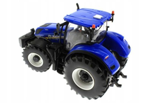 Traktor New Holland T7.315 1:32 Britains 43149 Traktor New Holland T7.315 1:32 Britains 43149
