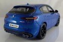 Alfa Romeo Stelvio blue 1:24 model Bburago 21086