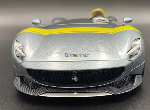 FERRARI Monza SP1 duży model 1:18 Bburago 16013 FERRARI Monza SP1 duży model 1:18 Bburago 16013