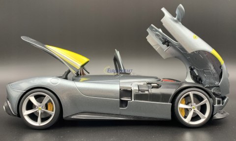 FERRARI Monza SP1 duży model 1:18 Bburago 16013 FERRARI Monza SP1 duży model 1:18 Bburago 16013