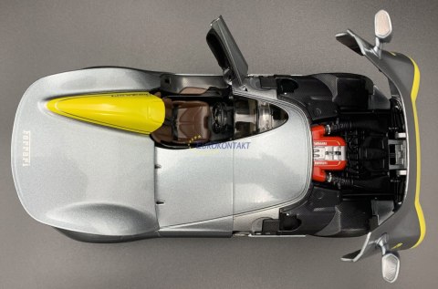 FERRARI Monza SP1 duży model 1:18 Bburago 16013 FERRARI Monza SP1 duży model 1:18 Bburago 16013