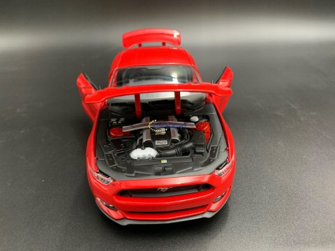 Ford MUSTANG GT 2015 1:18 Maisto 31197 Ford MUSTANG GT 2015 1:18 Maisto 31197