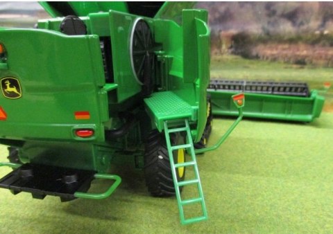 Kombajn JOHN DEERE S 780 1:32 Britains 45674 Kombajn JOHN DEERE S 780 1:32 Britains 45674