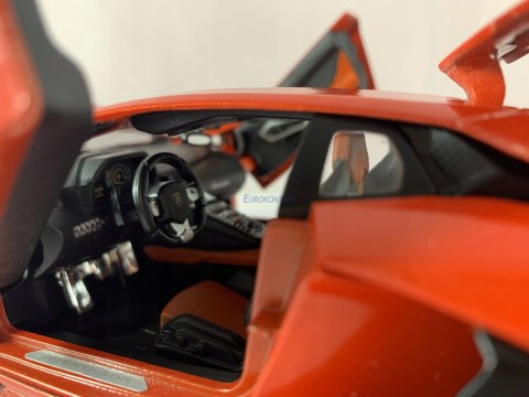 LAMBORGHINI Aventador LP700-4 1:18 Bburago 11033 LAMBORGHINI Aventador LP700-4 1:18 Bburago 11033