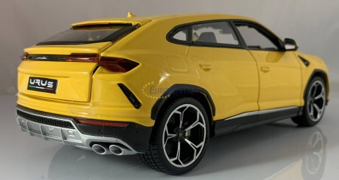 LAMBORGHINI Urus yellow 1:18 model BBurago 11042 LAMBORGHINI Urus yellow 1:18 model BBurago 11042