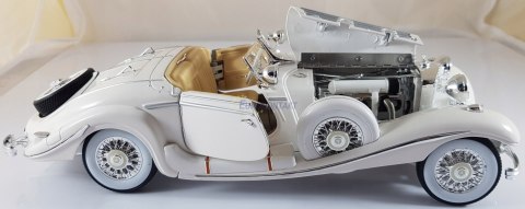 Mercedes Benz 500K 1936 1:18 model Maisto 36055 Mercedes Benz 500K 1936 1:18 model Maisto 36055