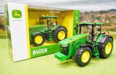 Traktor JOHN DEERE 8400R 1:32 Britains 43174 Traktor JOHN DEERE 8400R 1:32 Britains 43174