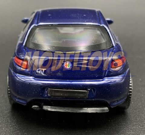 ALFA ROMEO GT model metalowy 1:43 Bburago ALFA ROMEO GT model metalowy 1:43 Bburago